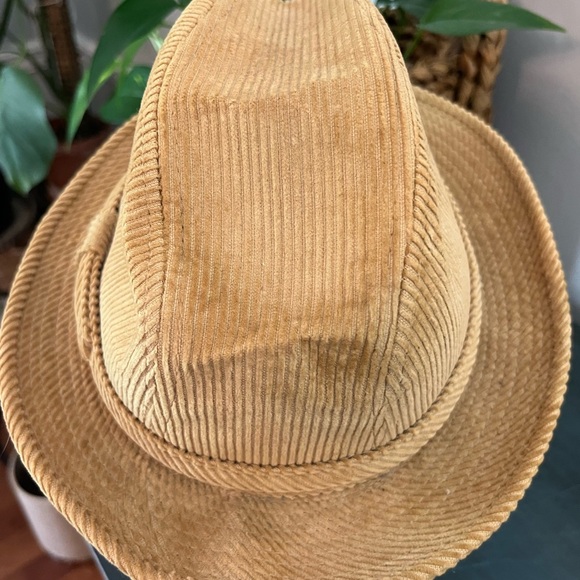 Beacon Hill  Men’s Brown Fedora hat Cotton Corduroy 22” circumference - Picture 2 of 6